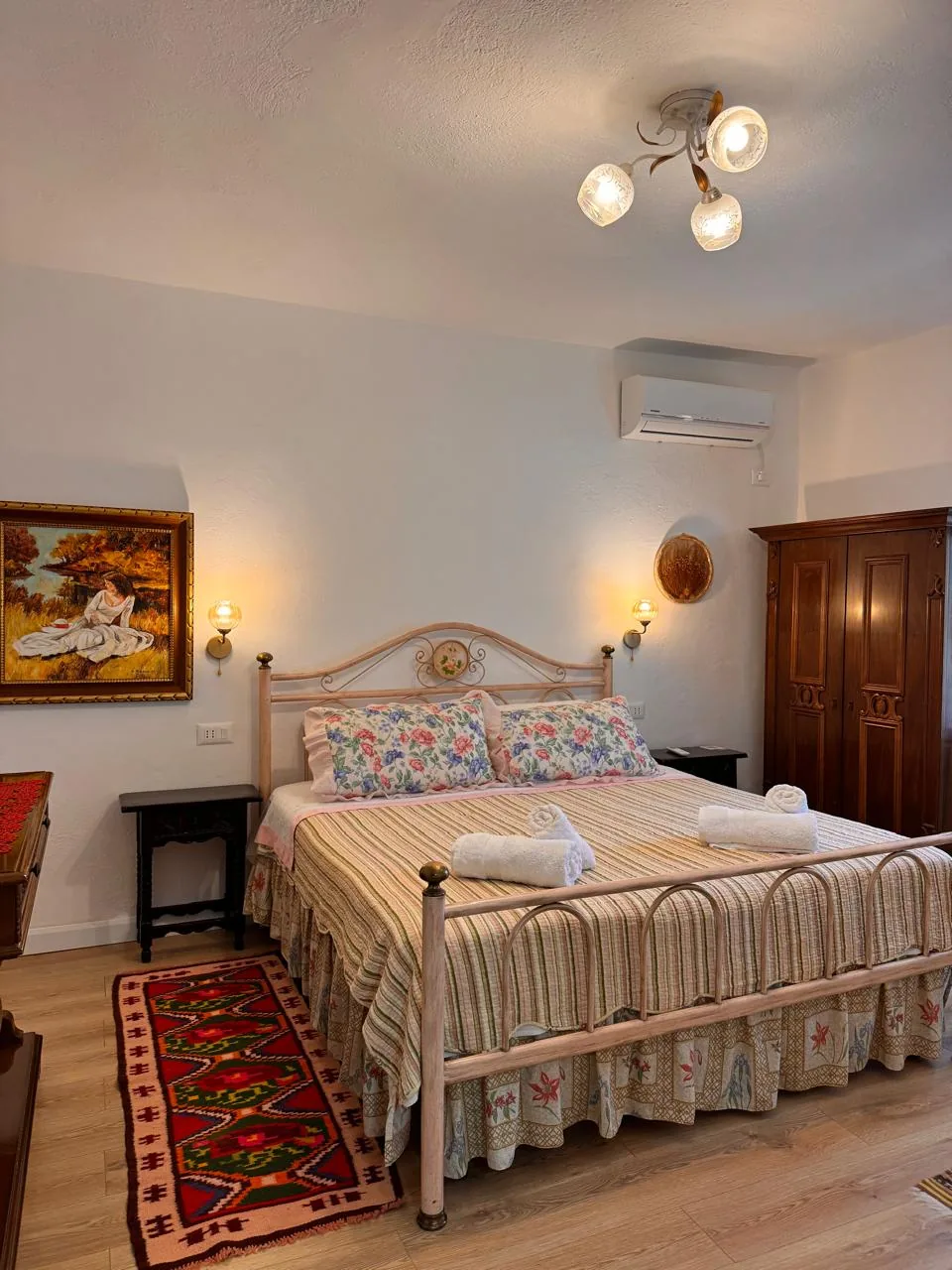 Bedroom at Per Mik Cottage