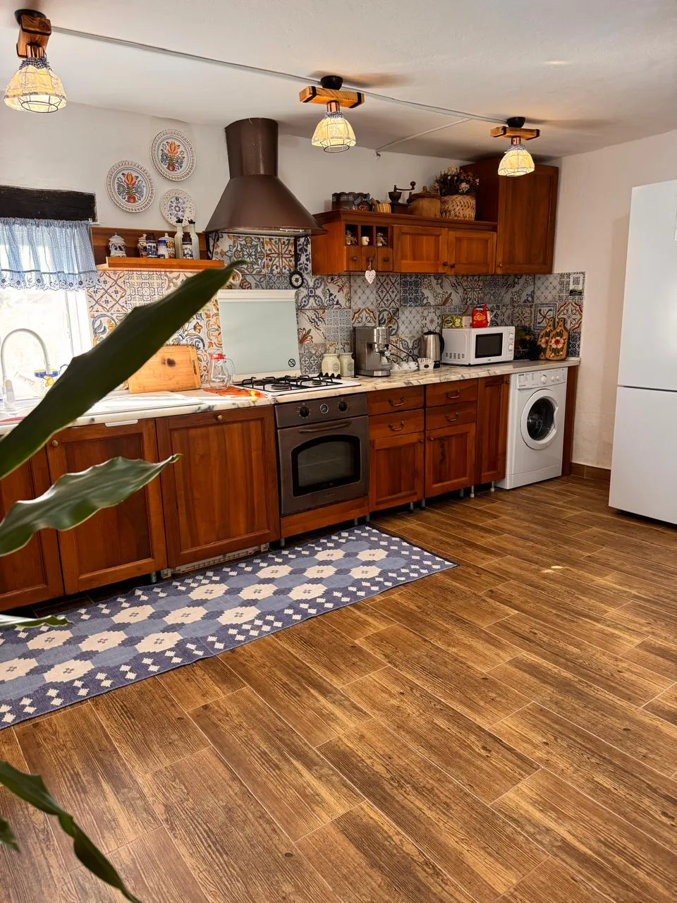 Fully equipped countryside kitchen